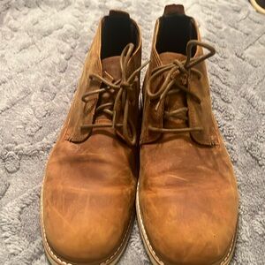 Reef brown leather shoes, size 13.